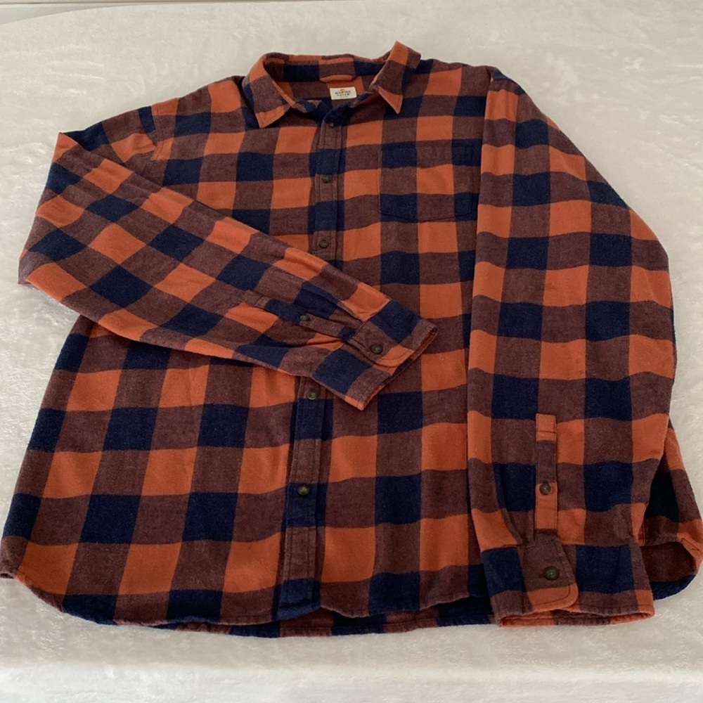 MARINE LAYER Classic Fit Balboa Button Down in Navy/Chutney Orange - Picture 3 of 15